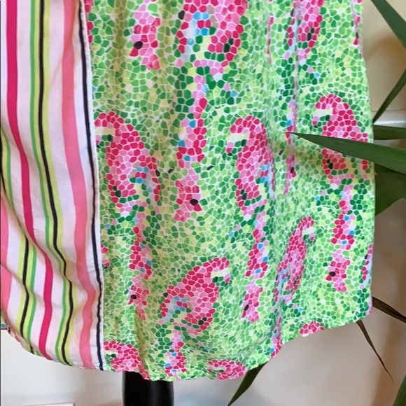 Crown and Ivy Parrot Print Tank Top - Picture 3 of 5